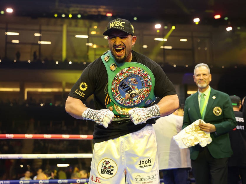 Новини спорту - Кабаєл висловив готовність зустрітися з Усиком у рингу