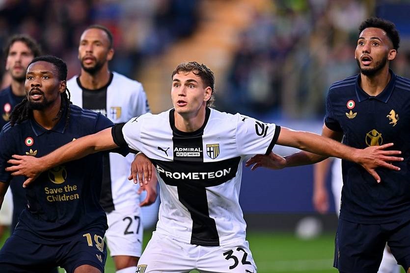 Новини спорту - Перша поразка Ювентуса з новим тренером у грі з Пармою