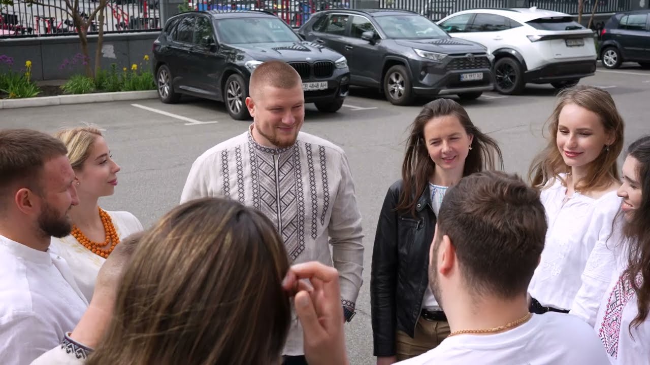 З Днем вишиванки!