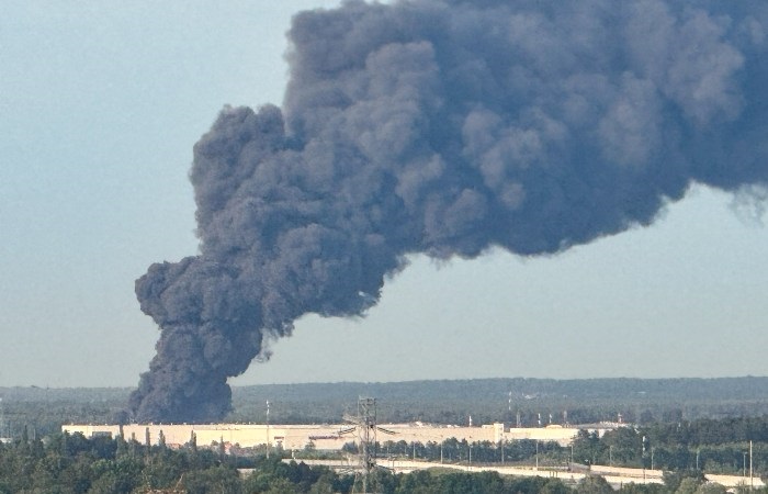 Новини світу - Під Москвою згорів великий склад пального