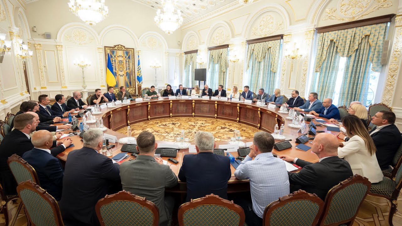 Володимир Зеленський зустрівся з представниками компаній – членів Американської торговельної палати