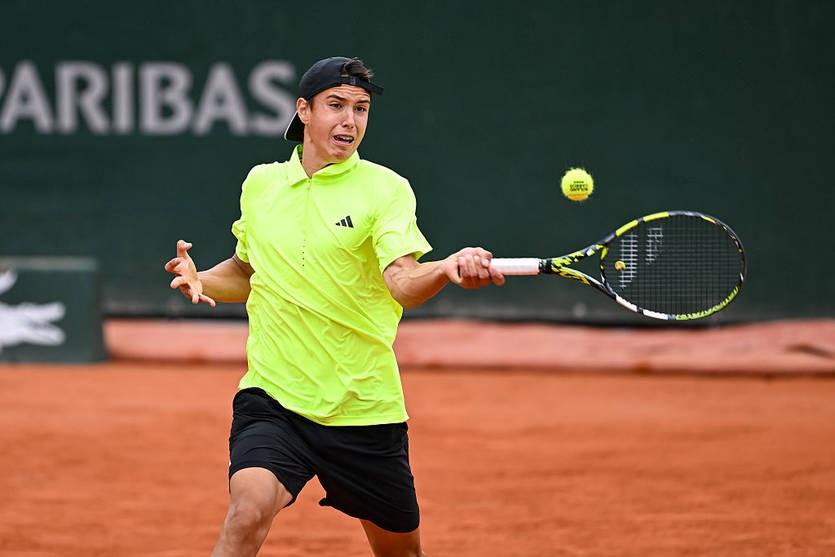 Новини спорту - Лідер українських юніорів у тенісі відмовився спілкуватися українською