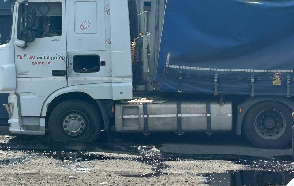 Новини України - РФ вдарила ракетами по порту Одеси, є загиблі та поранені