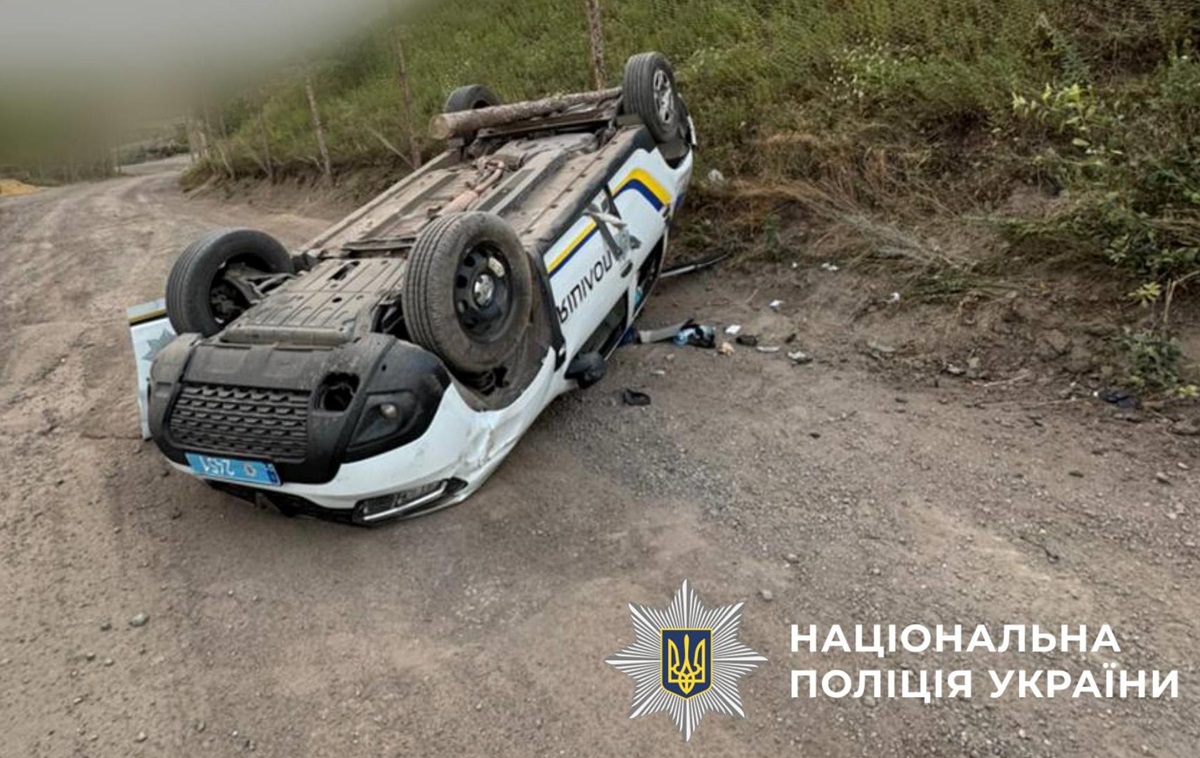 Новини України - Росіяни дроном вдарили по авто поліції на Харківщині