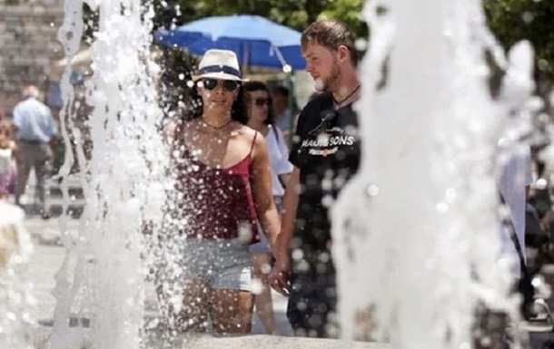 Новини світу - У Греції через 40-градусну спеку впроваджують обов&rsquo;язкові перерви в роботі