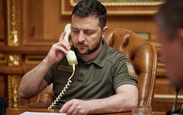 Новини України - Зеленський та Трамп обговорять призупинення поставок зброї зі США - ЗМІ