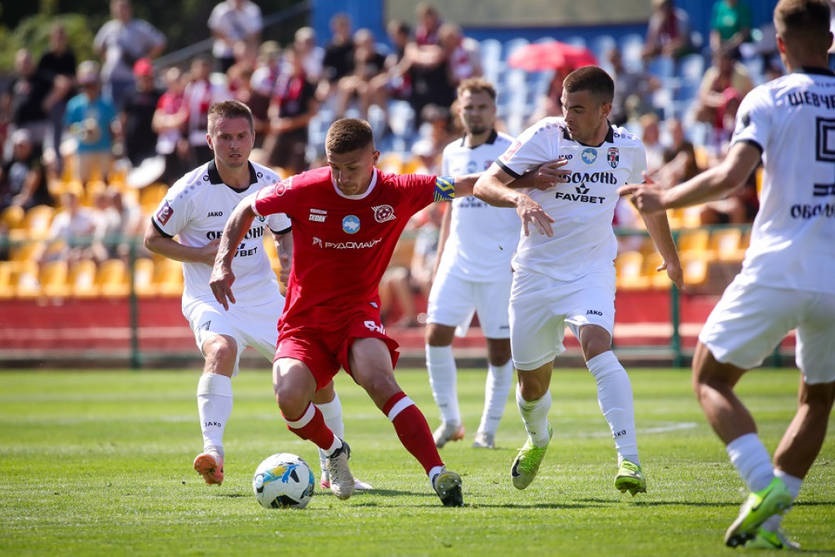 Новини спорту - Кривбас потіснив Оболонь, змусивши вперше поступитися в зіграних матчах УПЛ