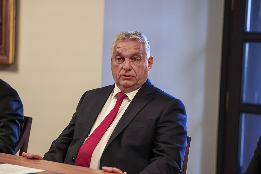 Новини світу - Блокування та суверенітет. Конфлікти з Угорщиною