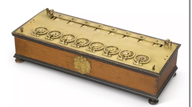 Новини світу - Франція зупинила продаж унікального калькулятора Паскаля