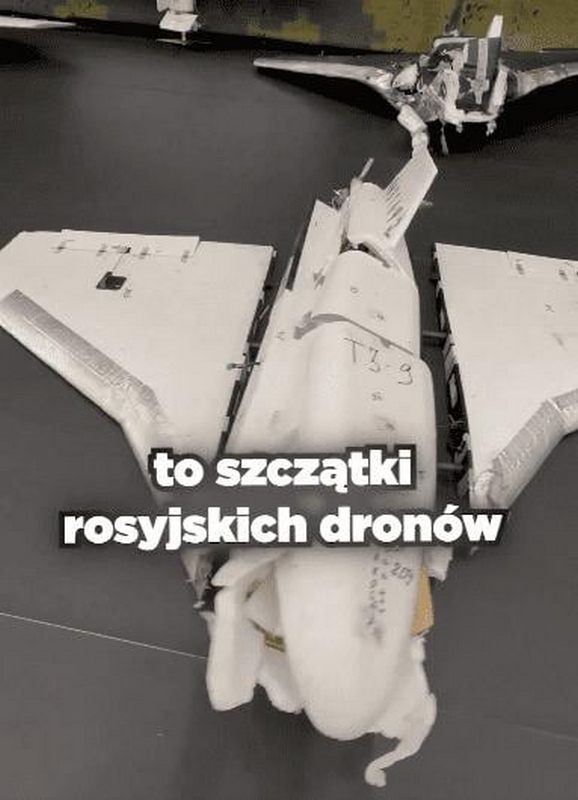 Новини світу - Туск показав рештки збитих російських дронів