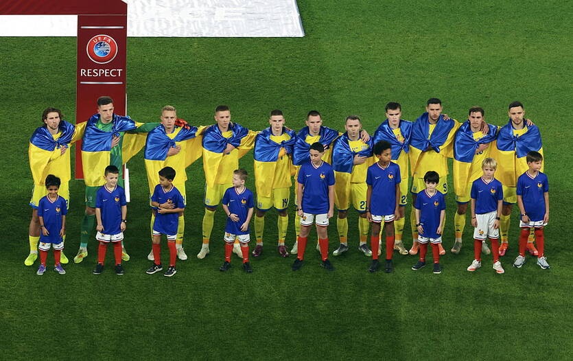 Новини спорту - Україна та Ісландія затвердили комплекти форми на майбутній матч