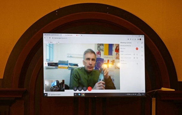 Новини світу - В Грузії Саакашвілі повернули з лікарні до в'язниці