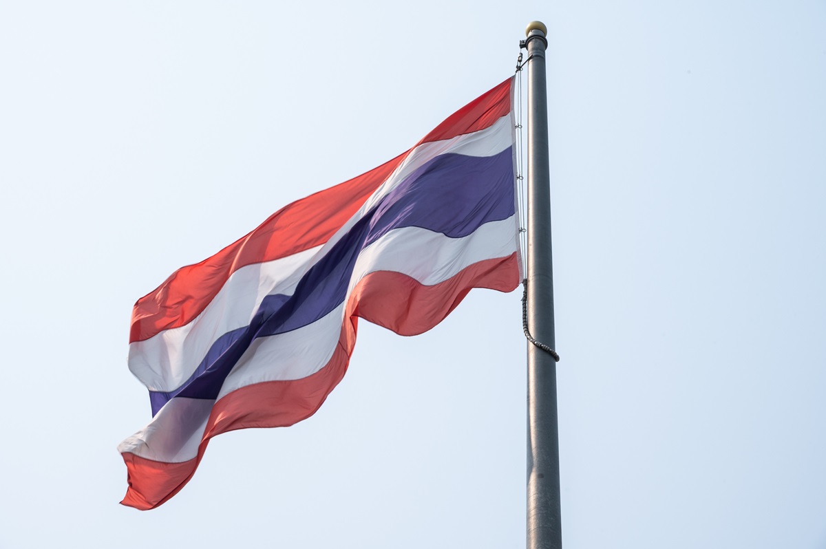 Новини світу - У Таїланді розпустили парламент на тлі сутичок з Камбоджею