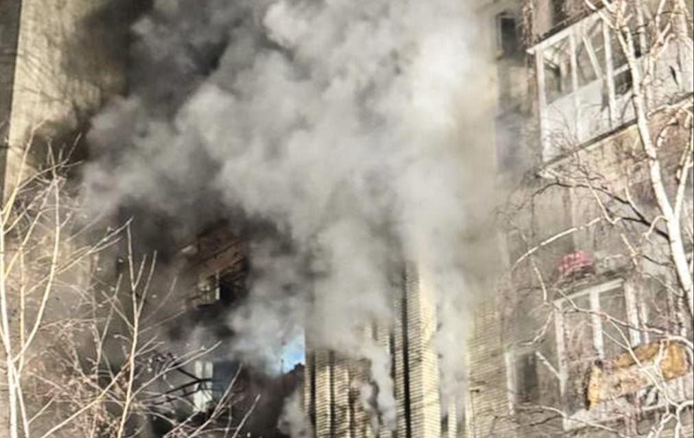 Новини України - В Охтирці БПЛА влучив у багатоповерхівку